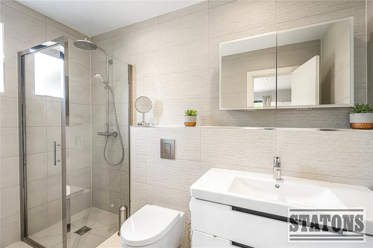 Loring Road, Whetstone, London, N20 0UH, photo 17
