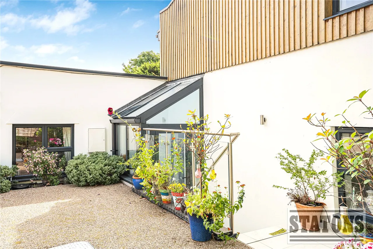 Loring Road, Whetstone, London, N20 0UH, photo 22