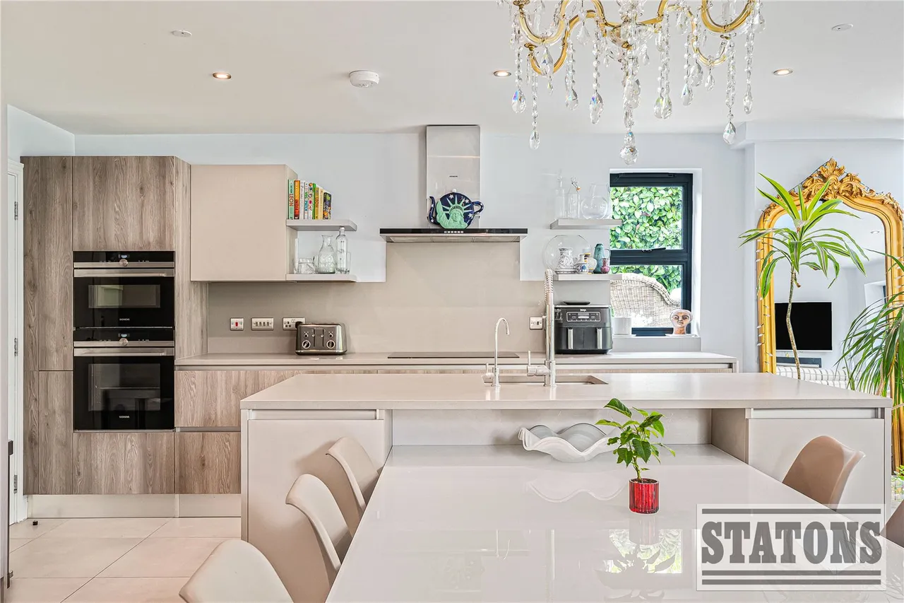 Loring Road, Whetstone, London, N20 0UH, photo 3