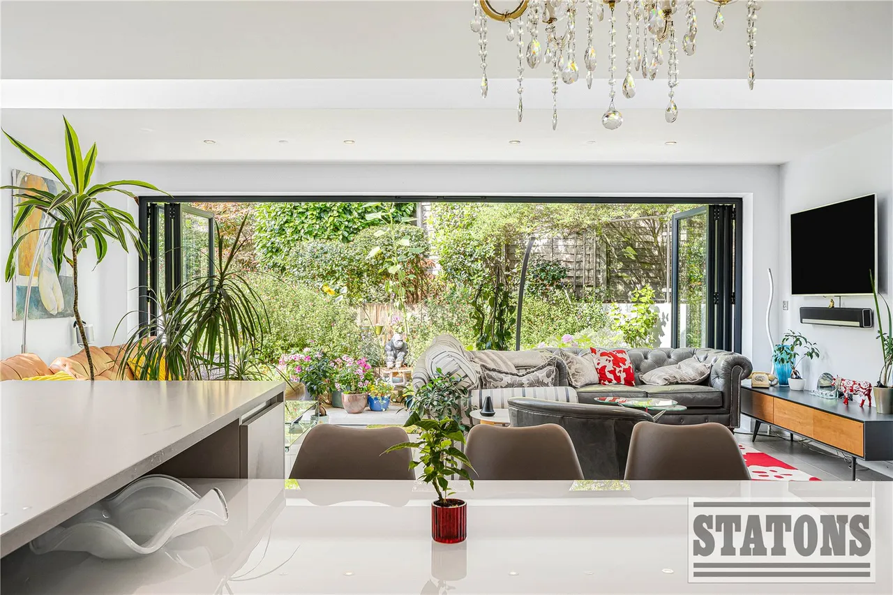 Loring Road, Whetstone, London, N20 0UH, photo 5