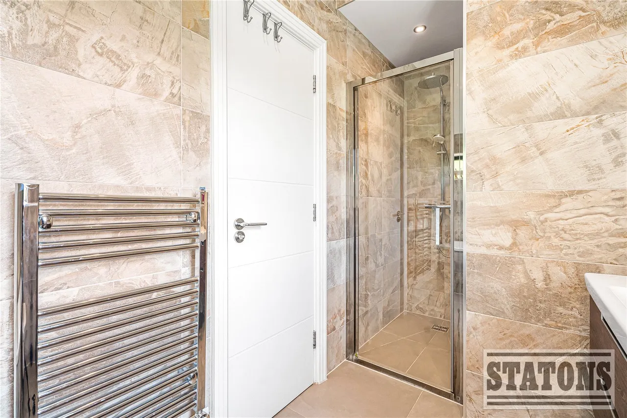 Loring Road, Whetstone, London, N20 0UH, photo 15
