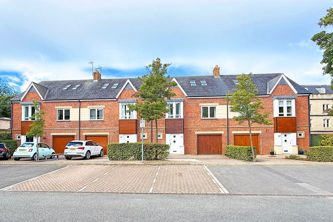 4 bed house for sale, Oxford Terrace, Harrogate, HG1