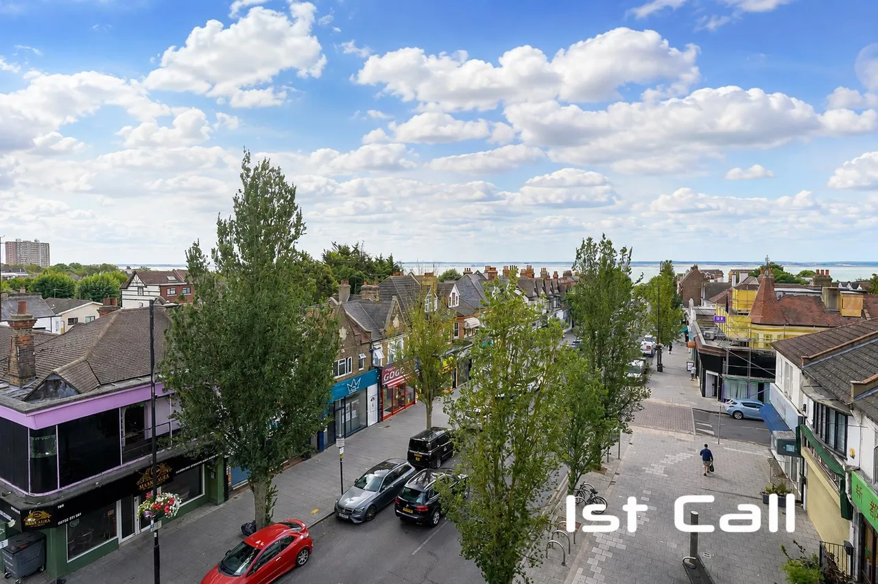 Hamlet Court Road, Westcliff-On-Sea, photo 9