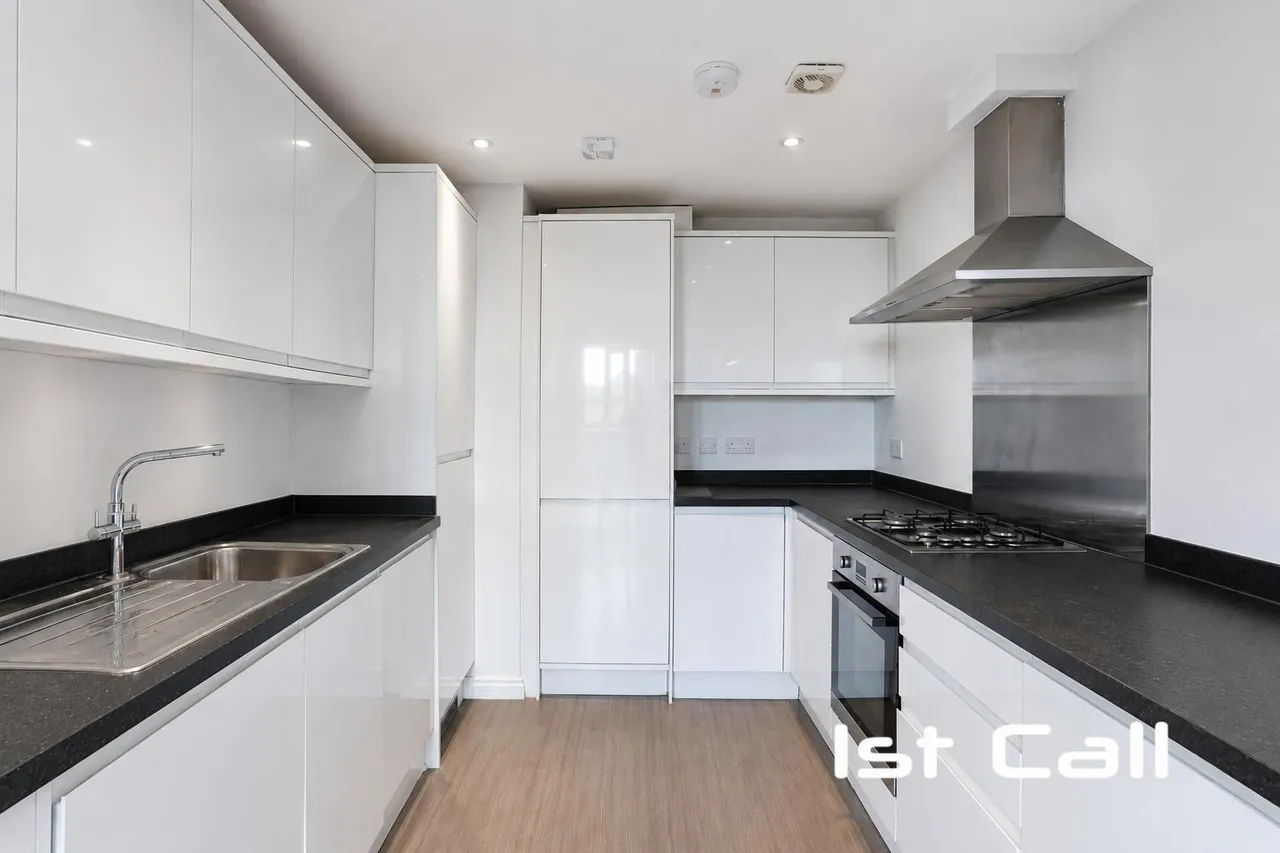 Hamlet Court Road, Westcliff-On-Sea, photo 4