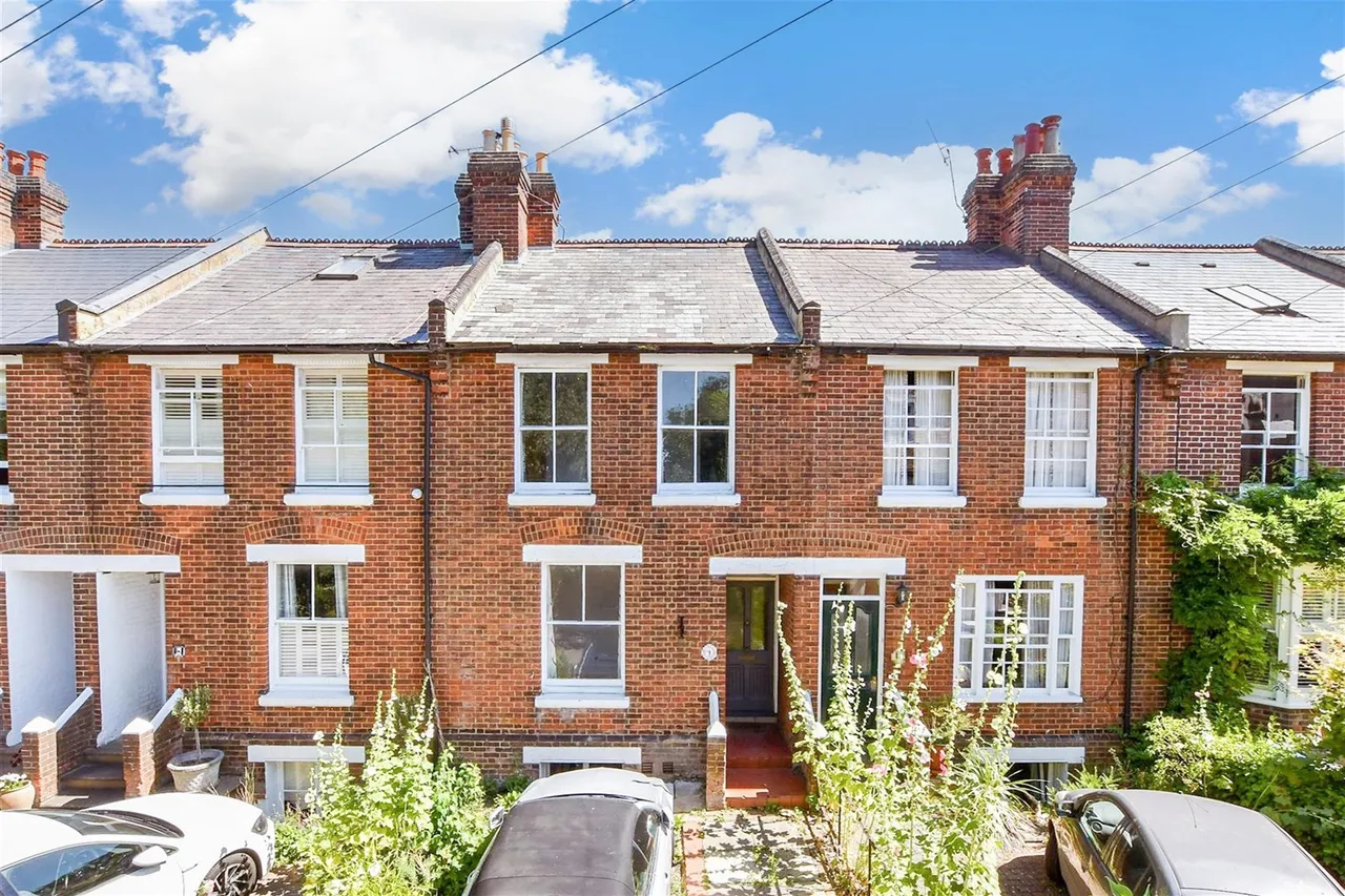 2 bed house for sale, St. Mary's Street, Canterbury, CT1