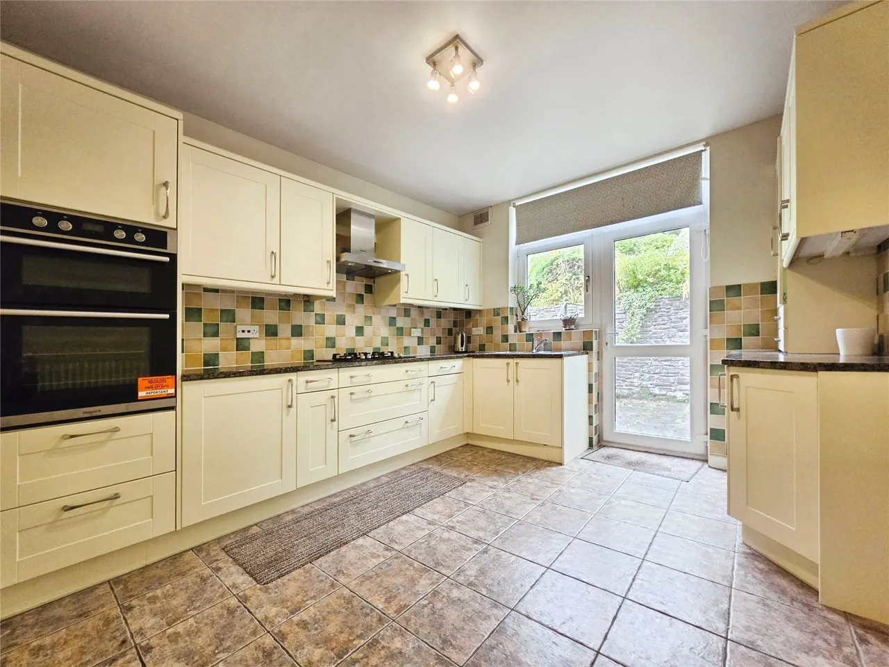 Old Road, Pontardawe, SA8, photo 3