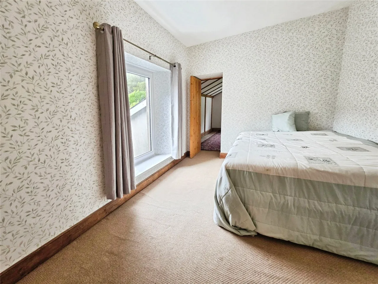 Old Road, Pontardawe, SA8, photo 9