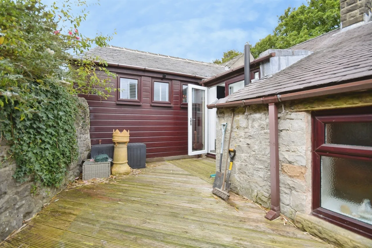 Manchester Road, Tideswell, SK17, photo 23
