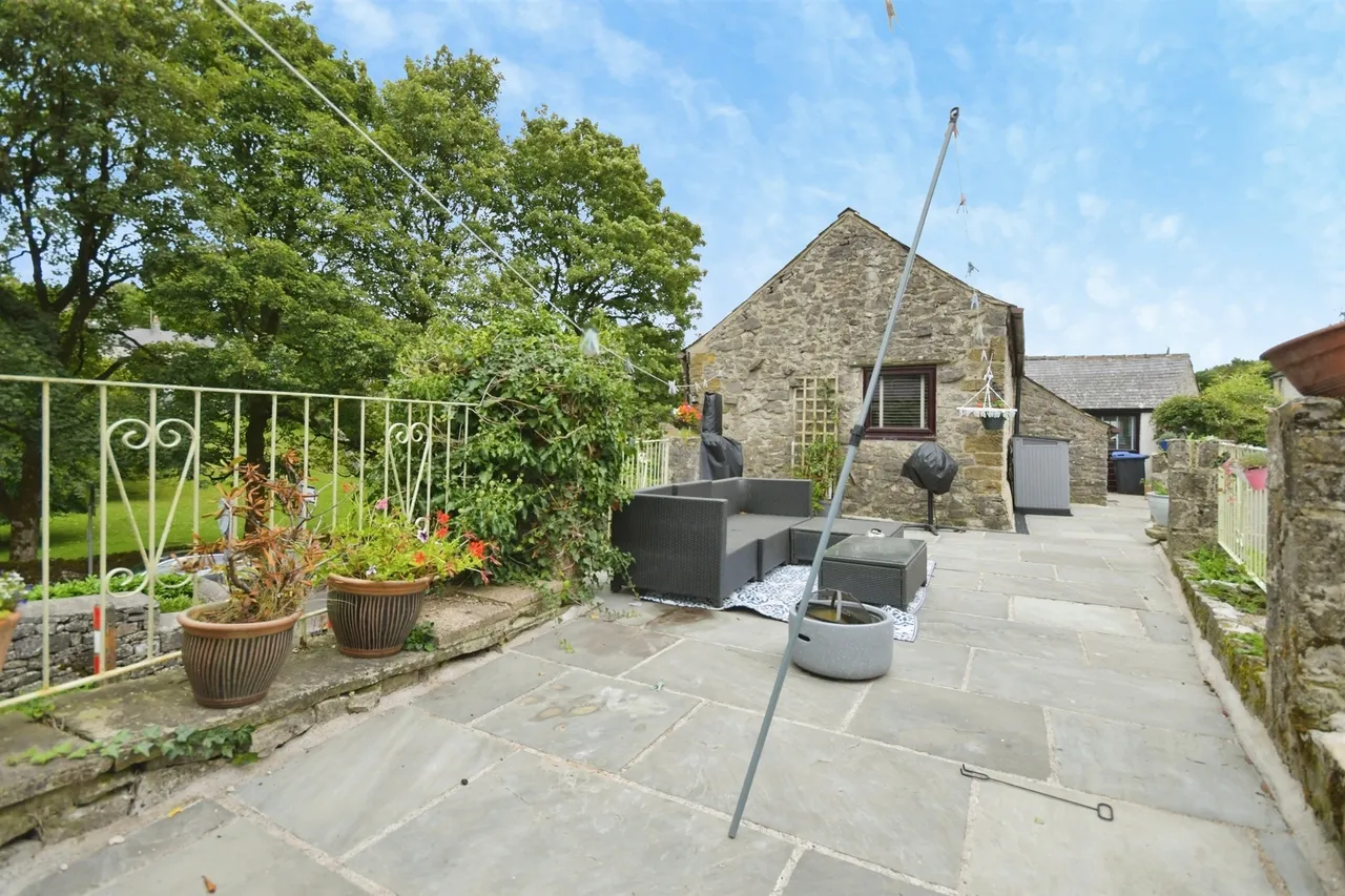 Manchester Road, Tideswell, SK17, photo 20