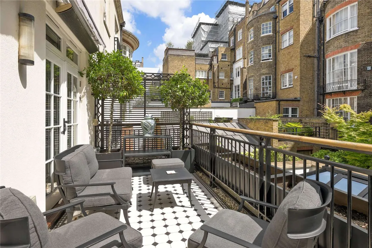 Hays Mews, London, W1J 5PU, photo 2
