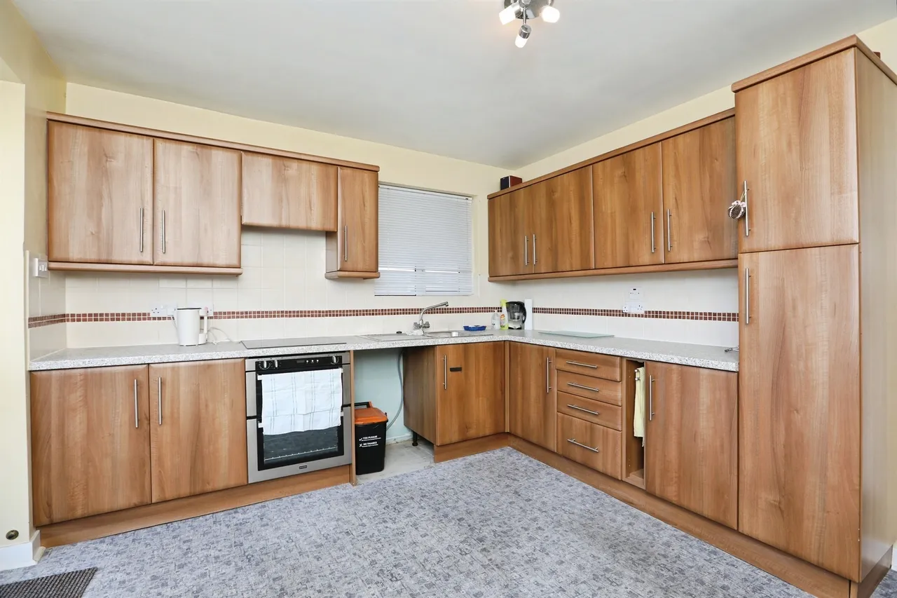 Hill Brow, Sittingbourne, ME10, photo 2