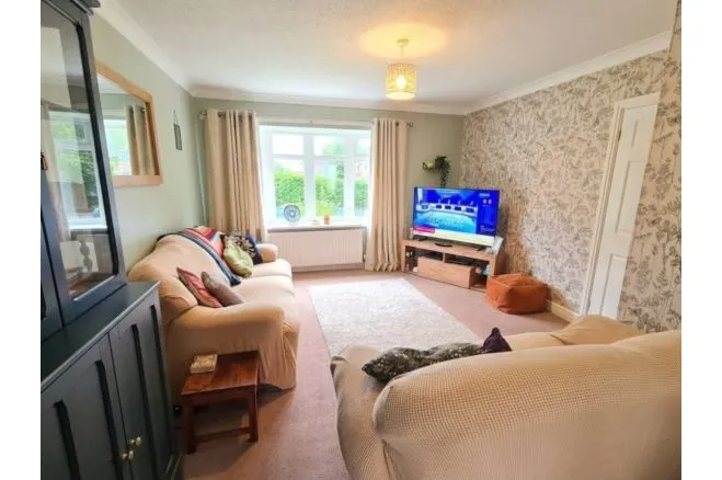 Horsley Avenue, Ryton, NE40, photo 3