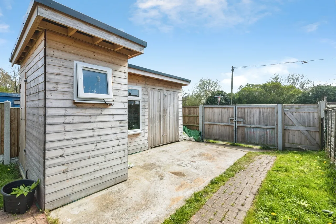 Kimberley Road, Lowestoft, Suffolk, NR33, photo 19