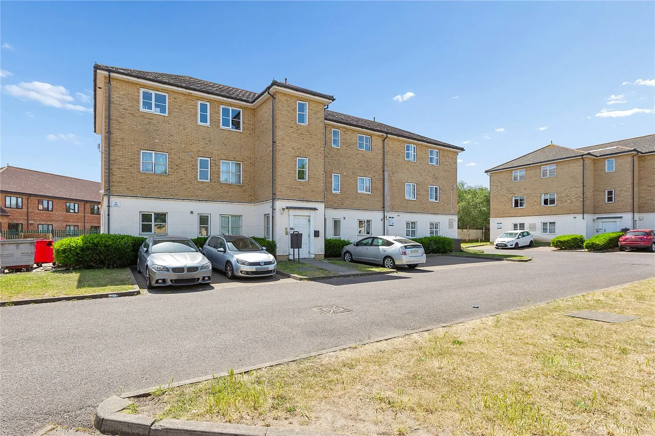 Causton Square, Dagenham, RM10, photo 10