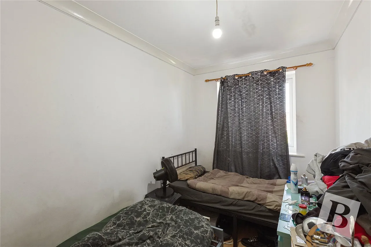 Causton Square, Dagenham, RM10, photo 7