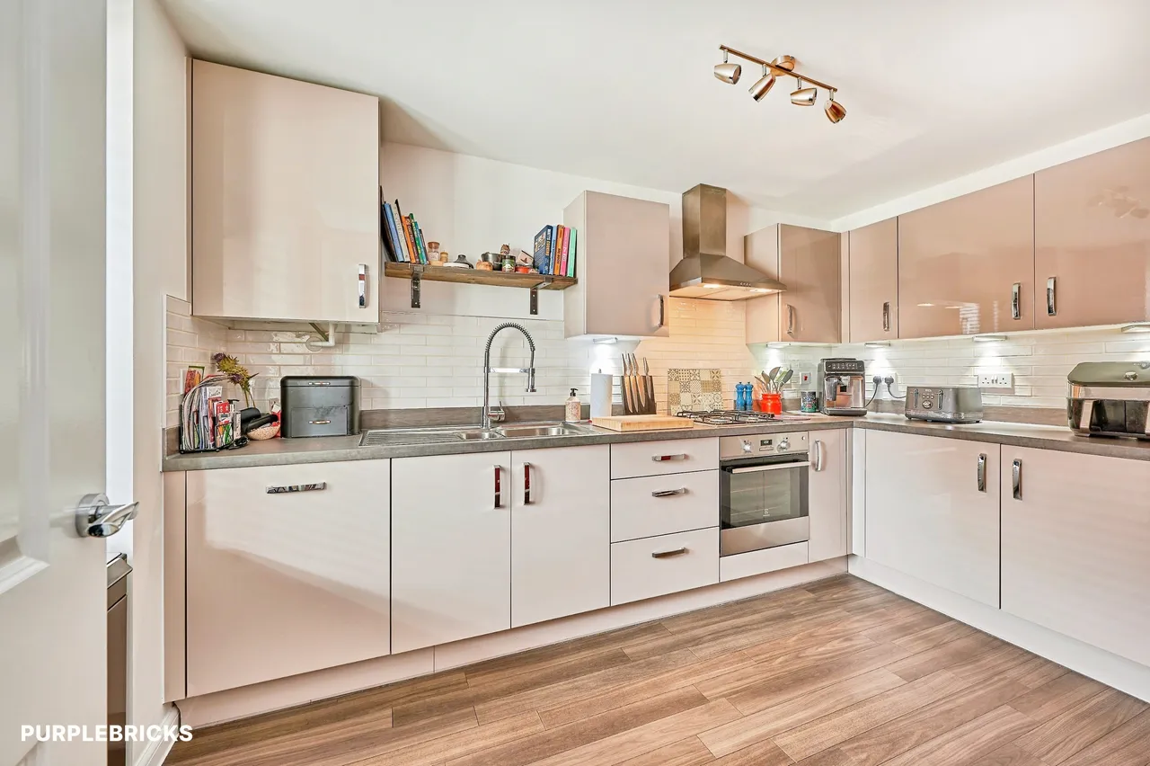 Aspen Way, Harlow, CM17, photo 7