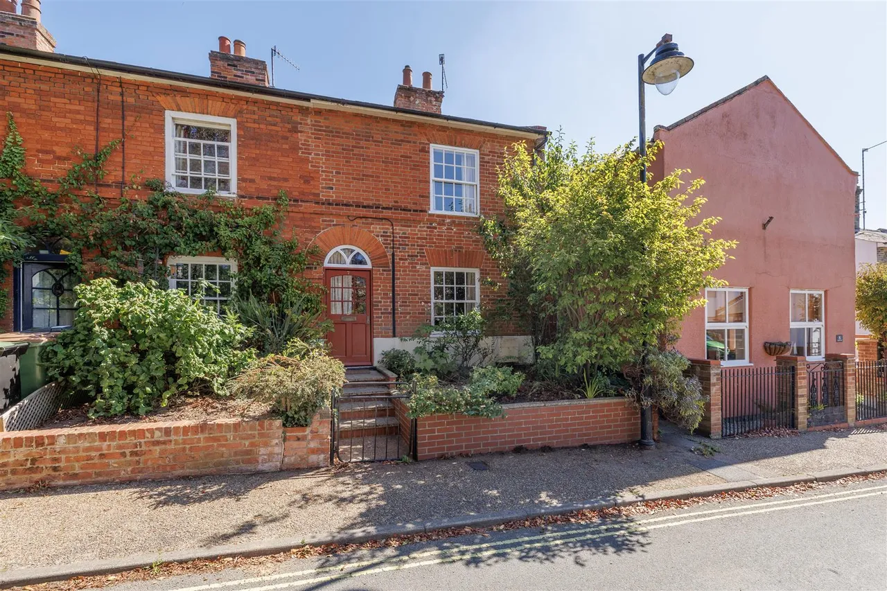 2 bed house for sale, Station Road, Halesworth, IP19