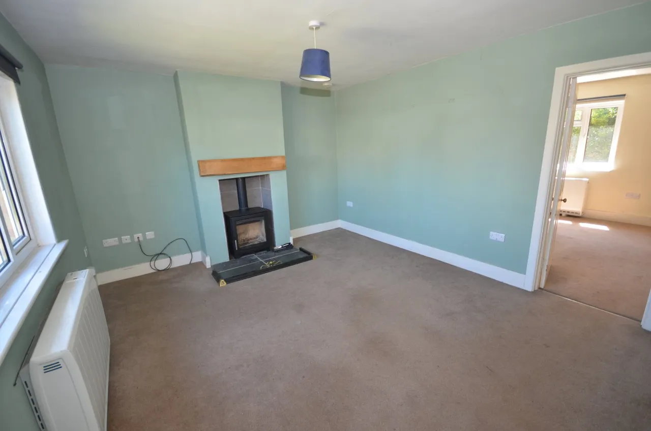 High Street, Winterbourne Stoke, Salisbury, Wiltshire, SP3 4SX, photo 2