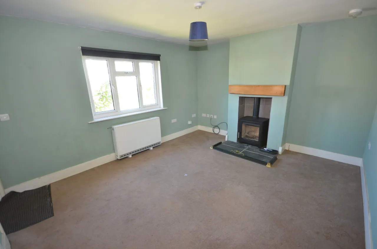 High Street, Winterbourne Stoke, Salisbury, Wiltshire, SP3 4SX, photo 4