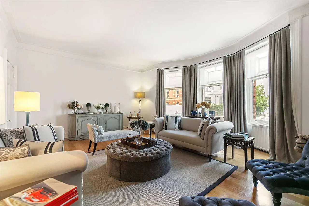 Wynnstay Gardens, London, W8 6UP, photo 12