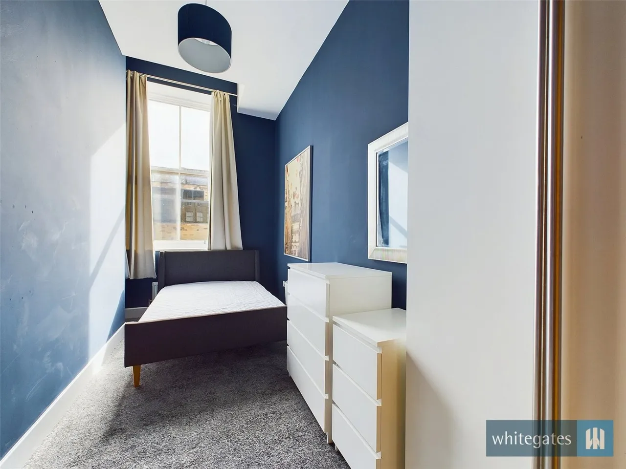 East Parade, Bradford, BD1, photo 6