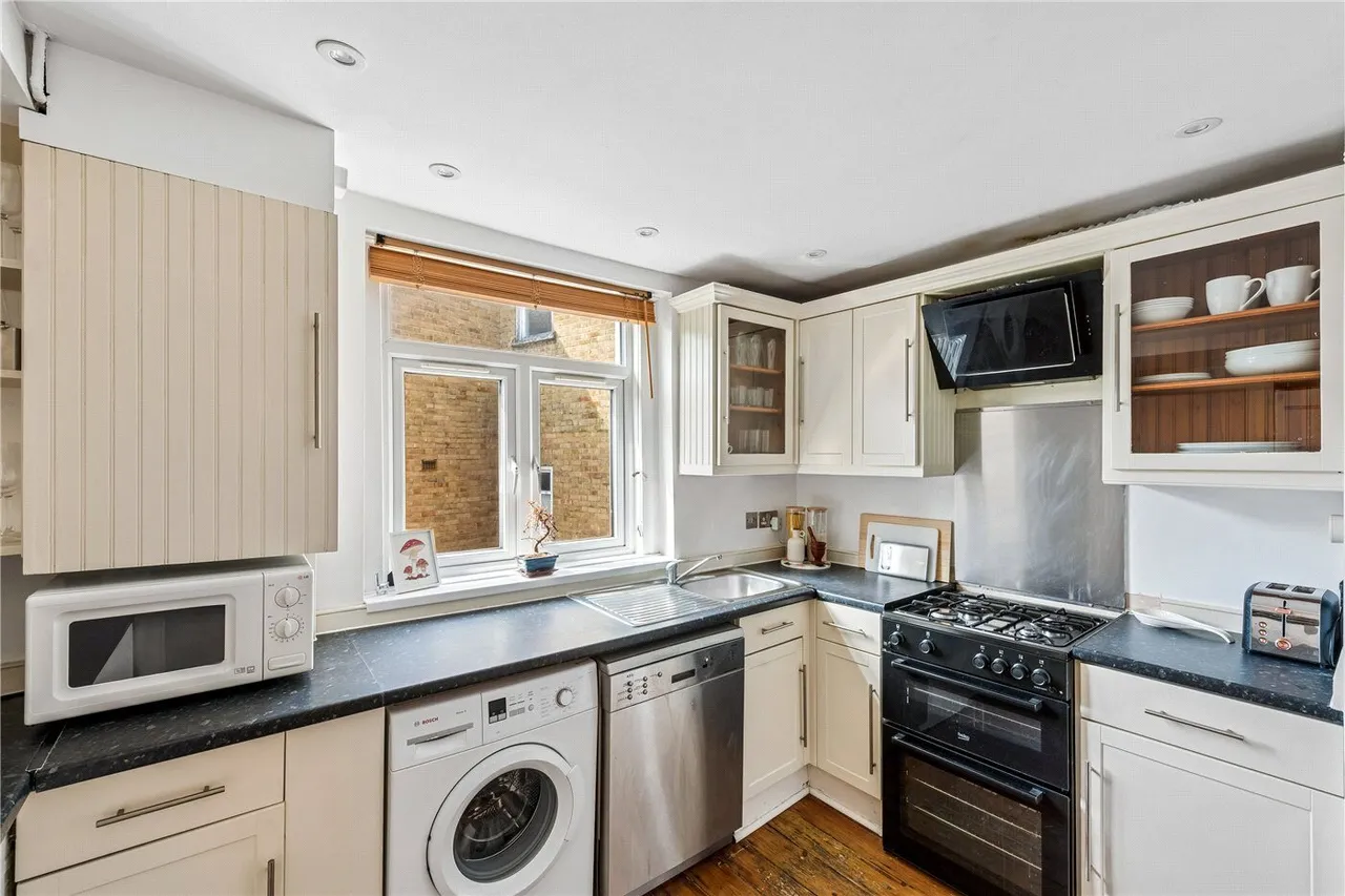 Essex Road, London, N1, photo 5