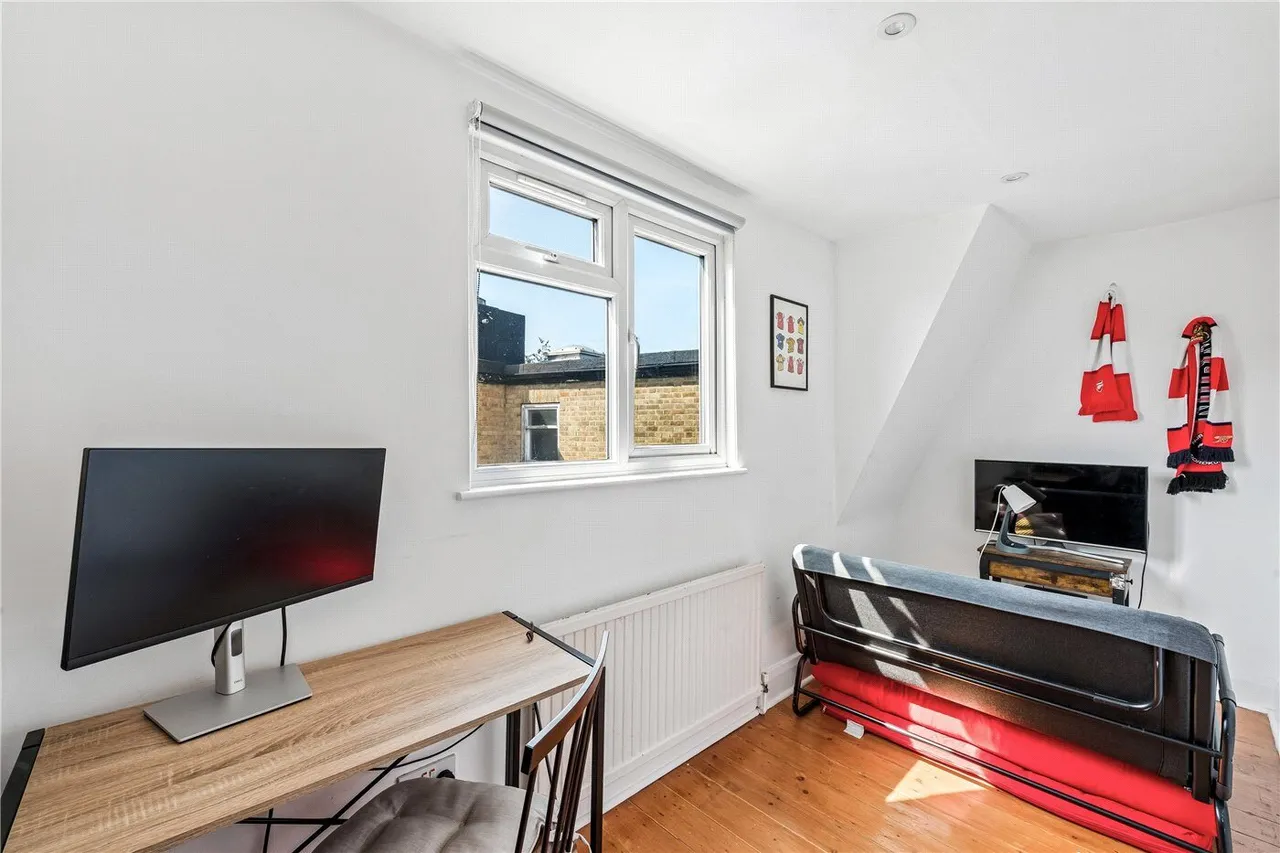 Essex Road, London, N1, photo 8
