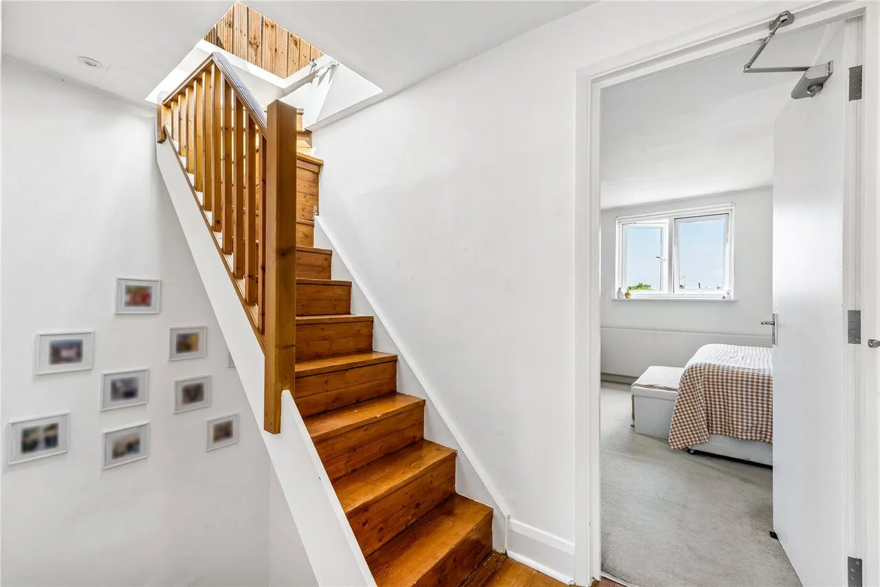 Essex Road, London, N1, photo 11