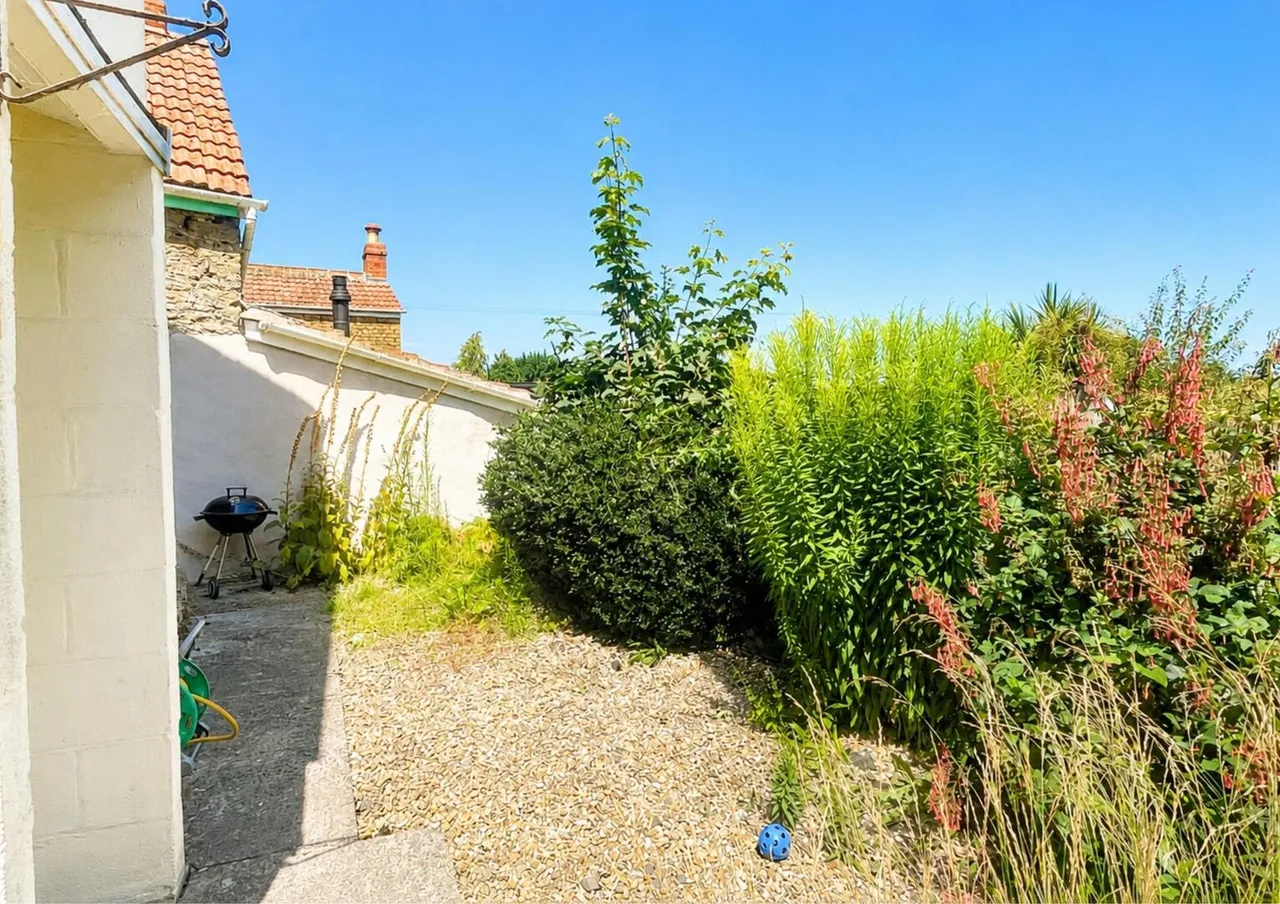 3 Robins Lane, Frome, Somerset BA11 3ES, photo 15