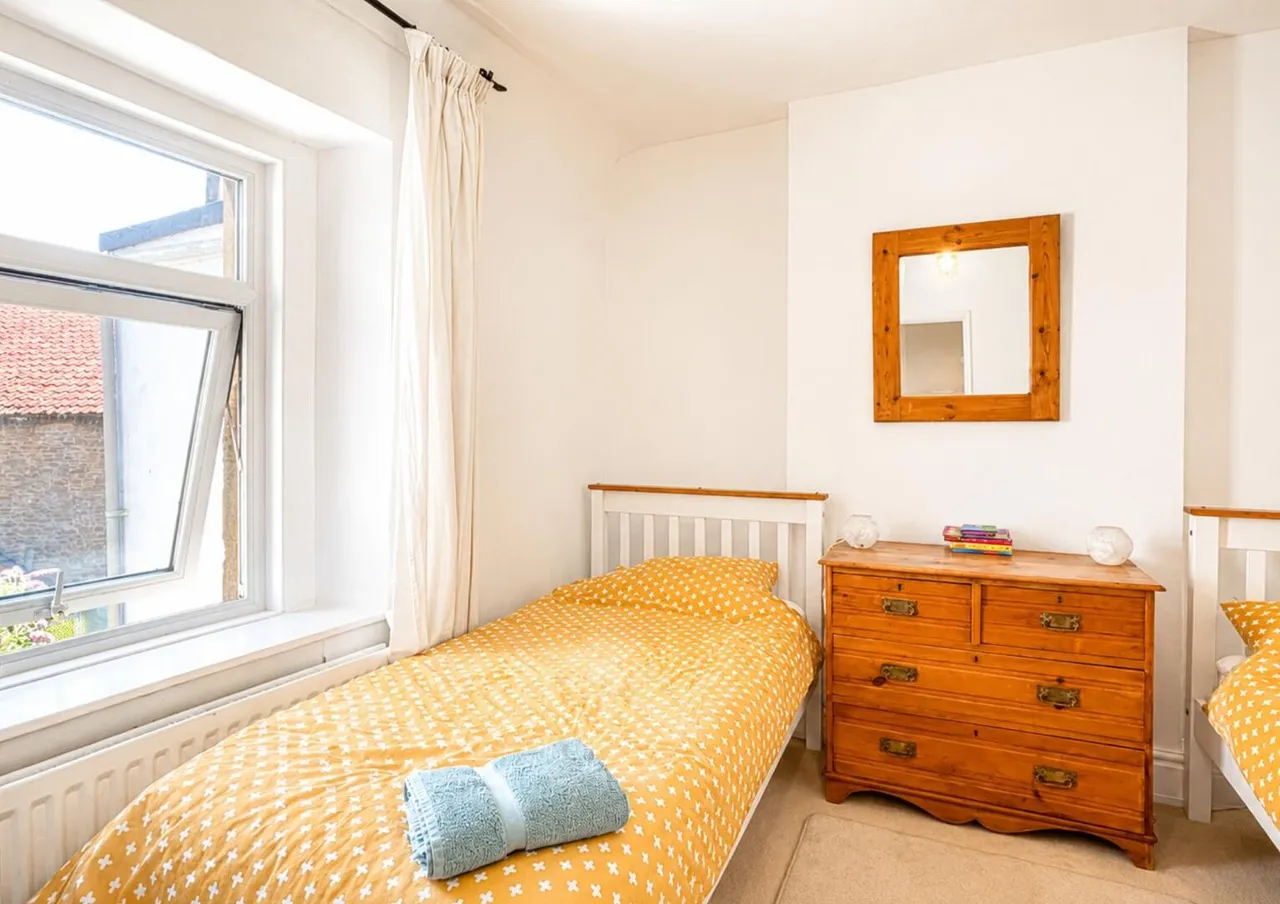3 Robins Lane, Frome, Somerset BA11 3ES, photo 12