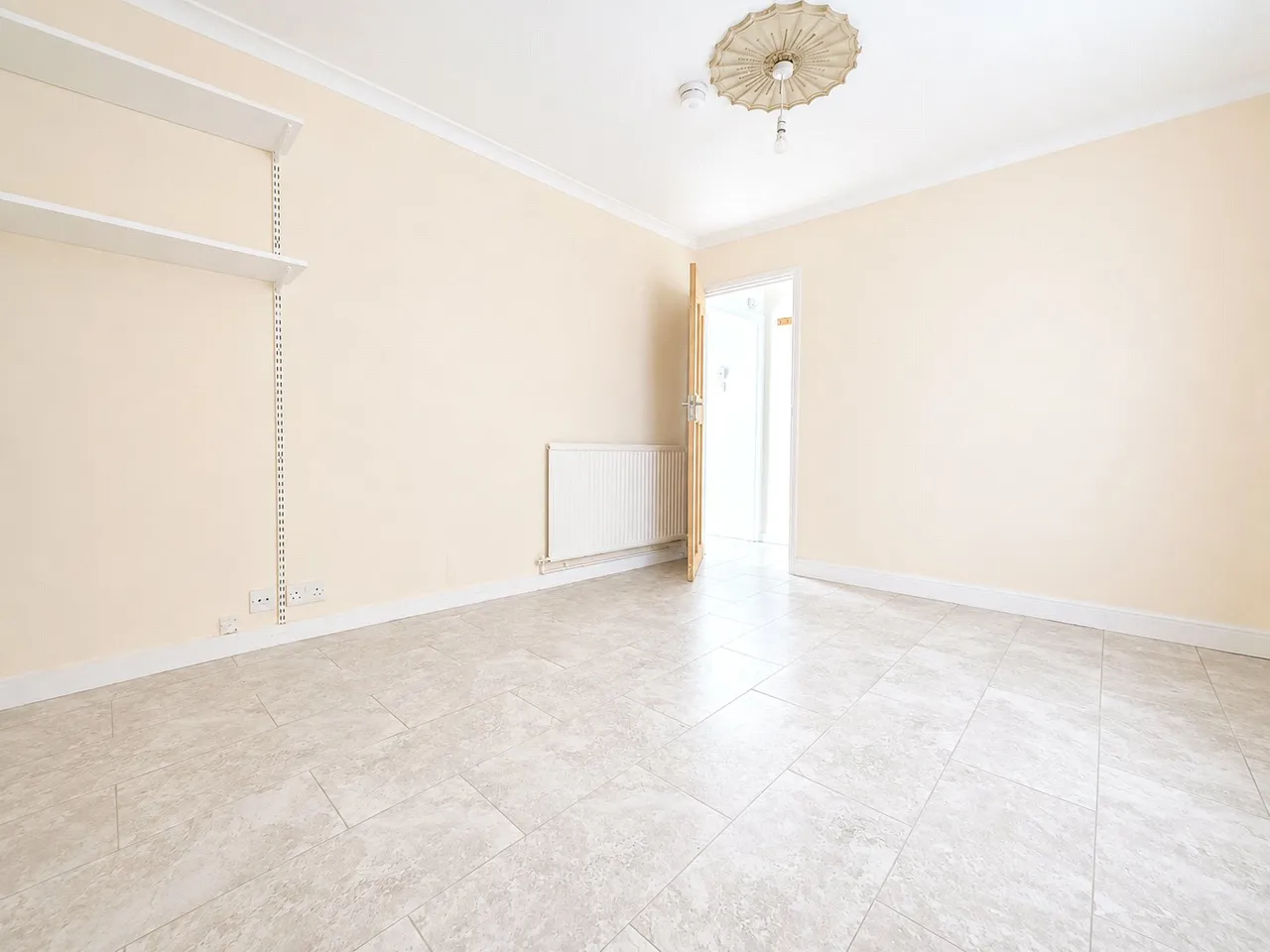 Purrett Road, Plumstead, SE18, photo 5