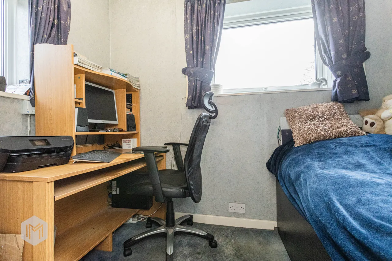 Sharples Avenue, Bolton, BL1 7HE, photo 16