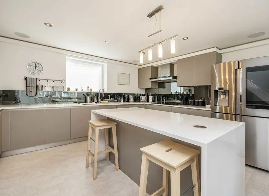 Cobham Mews, Camden, NW1, photo 4