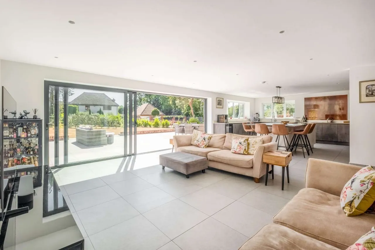 Otham Lane, Bearsted, Maidstone, Kent, ME15 8SJ, photo 5