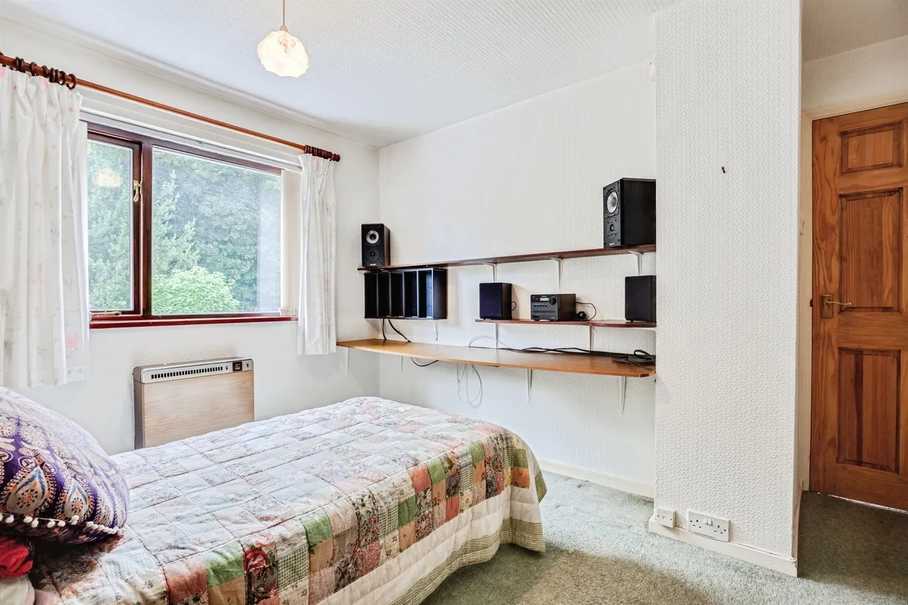 Wharncliffe Road, Wakefield, WF2, photo 9