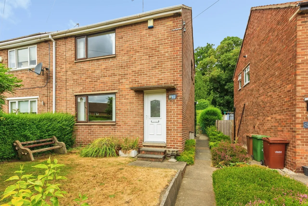 2 bed house for sale, Wharncliffe Road, Wakefield, WF2