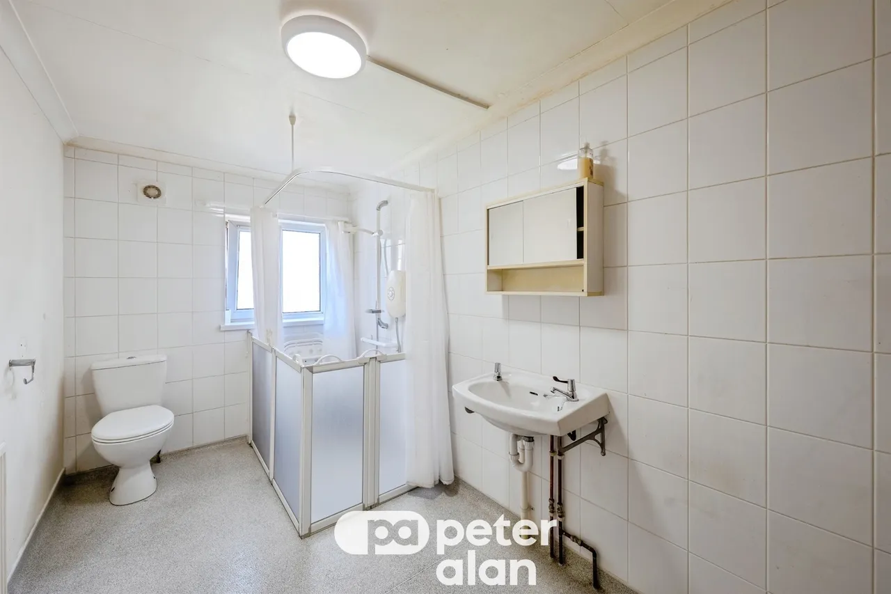 Tabor Place, Maesteg, CF34, photo 9