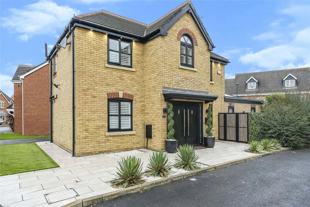 4 bed property to rent, Colonel Drive, Liverpool, L12