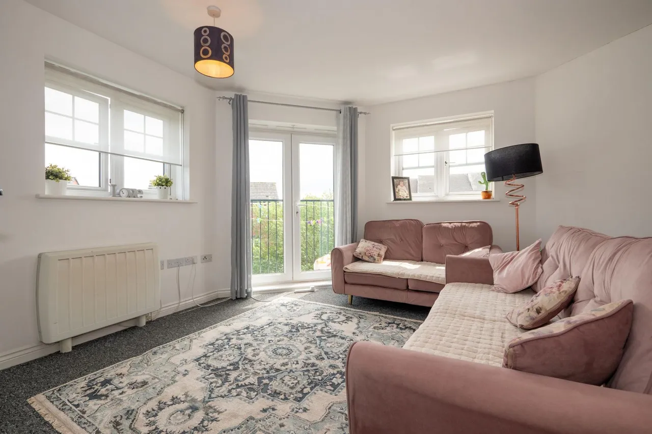 Larch Gardens, Manchester, Cheetham Hill, M8, photo 5