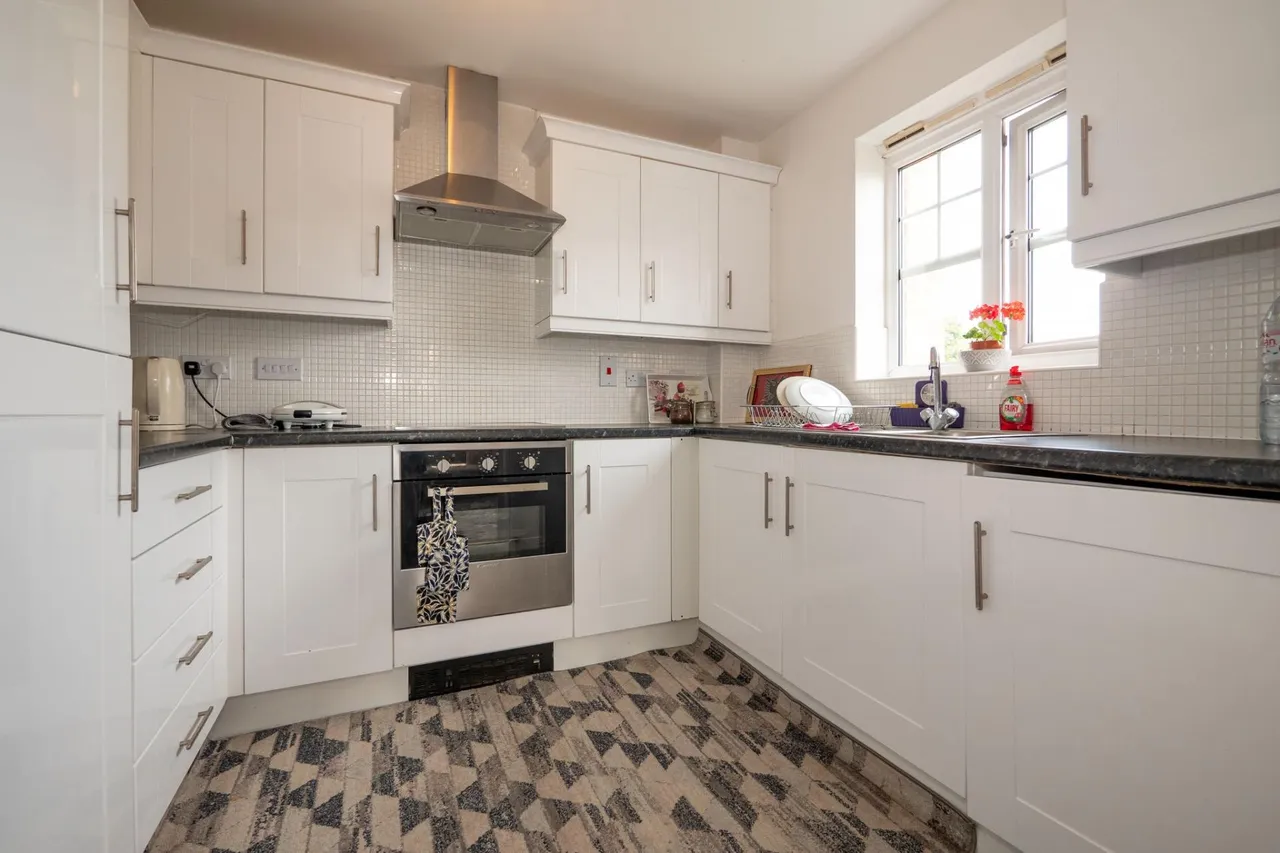 Larch Gardens, Manchester, Cheetham Hill, M8, photo 8