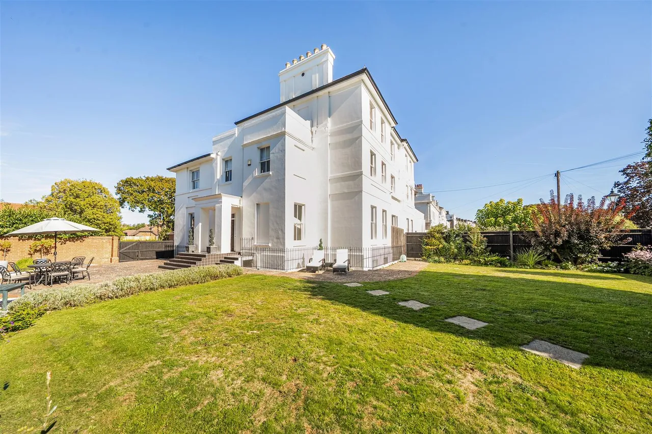 4 bed house for sale, Wakefield Place, Alverstoke