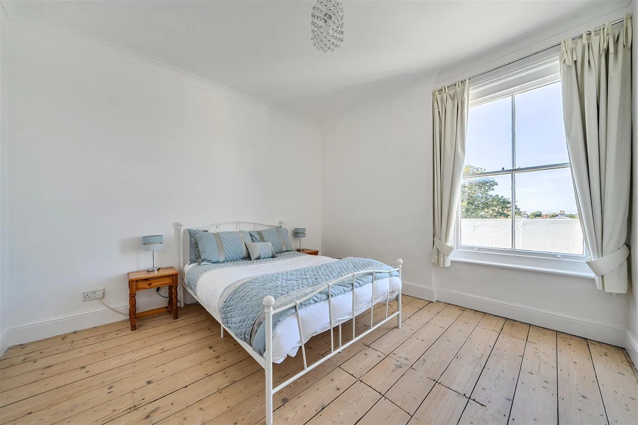 Wakefield Place, Alverstoke, photo 18