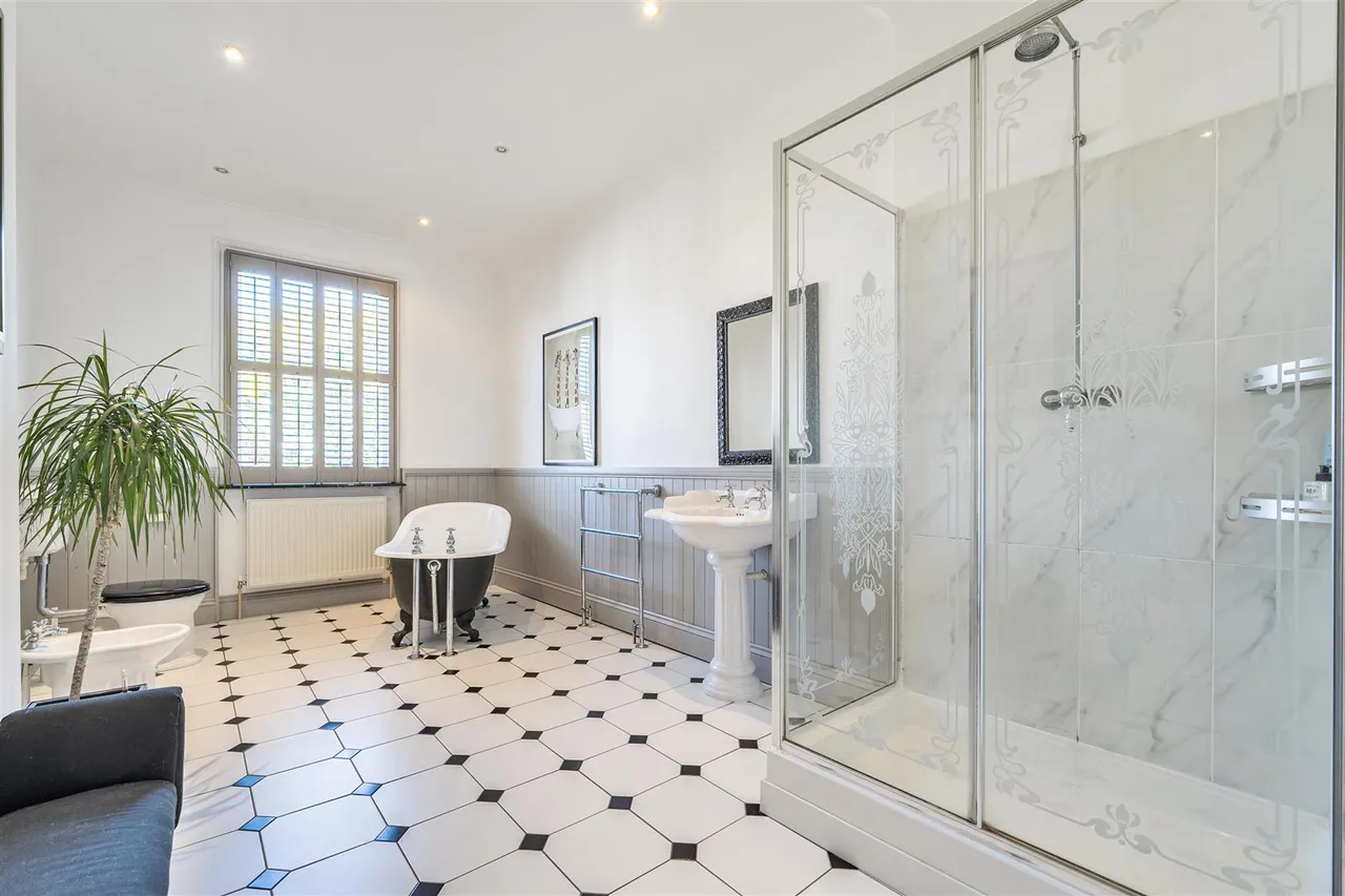 Wakefield Place, Alverstoke, photo 17