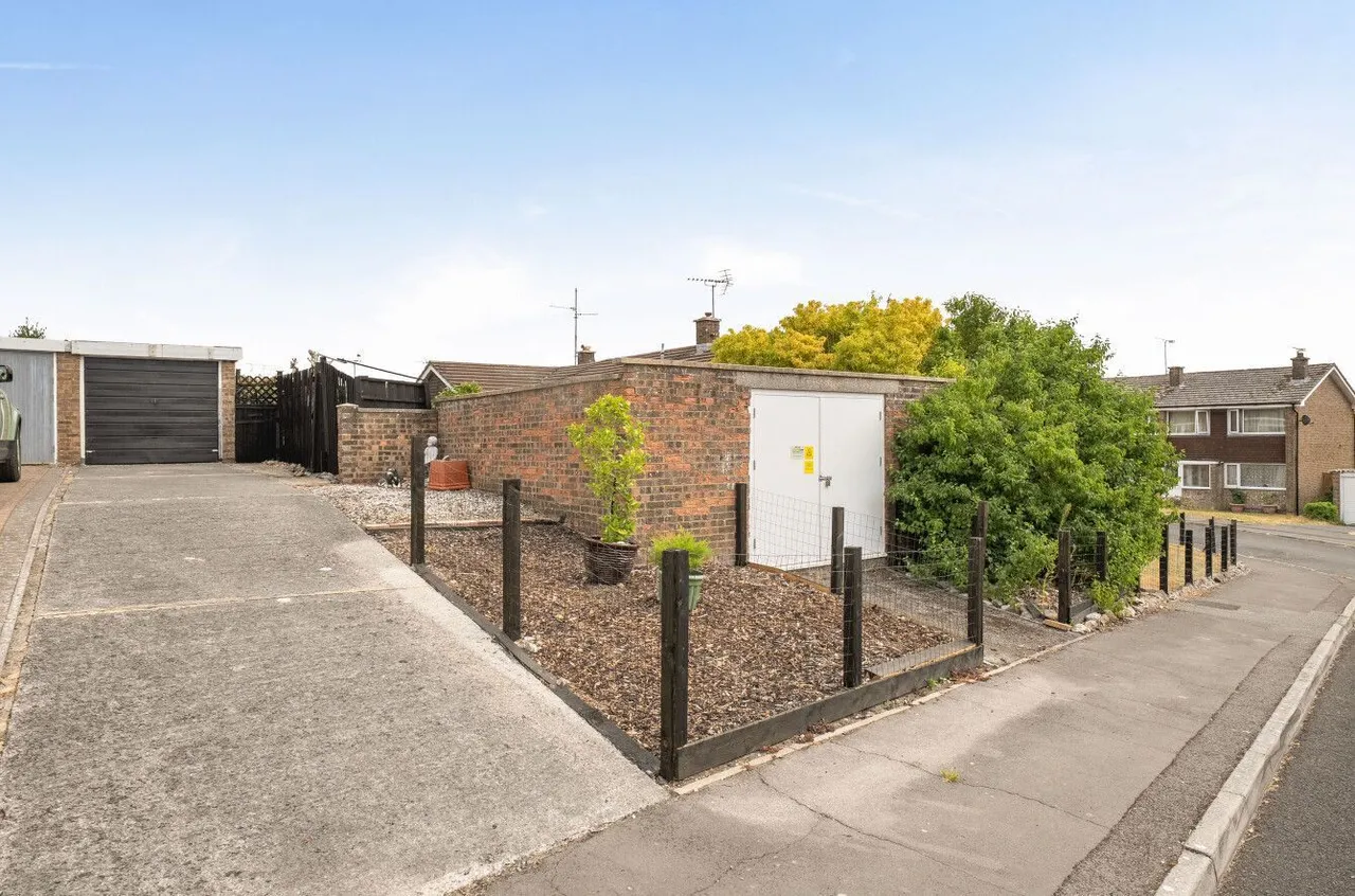 Melrose Avenue, Warminster, BA12, photo 18