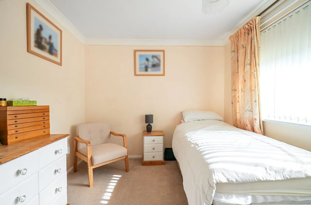 Melrose Avenue, Warminster, BA12, photo 13