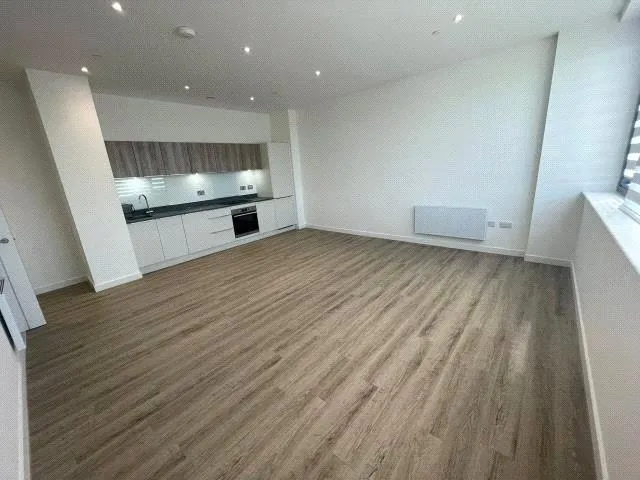 Normandy House, RG21, photo 3