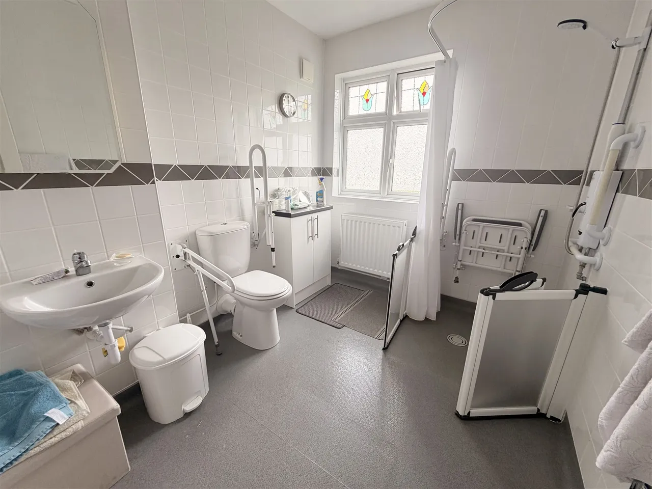 Galsworthy Avenue, Romford, Essex RM6 4PX, photo 11