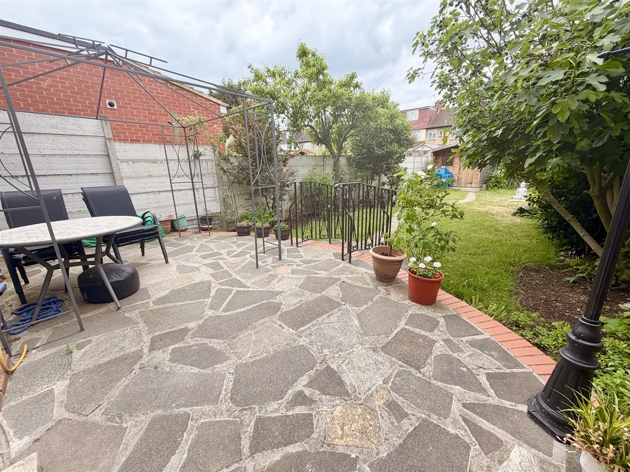 Galsworthy Avenue, Romford, Essex RM6 4PX, photo 13