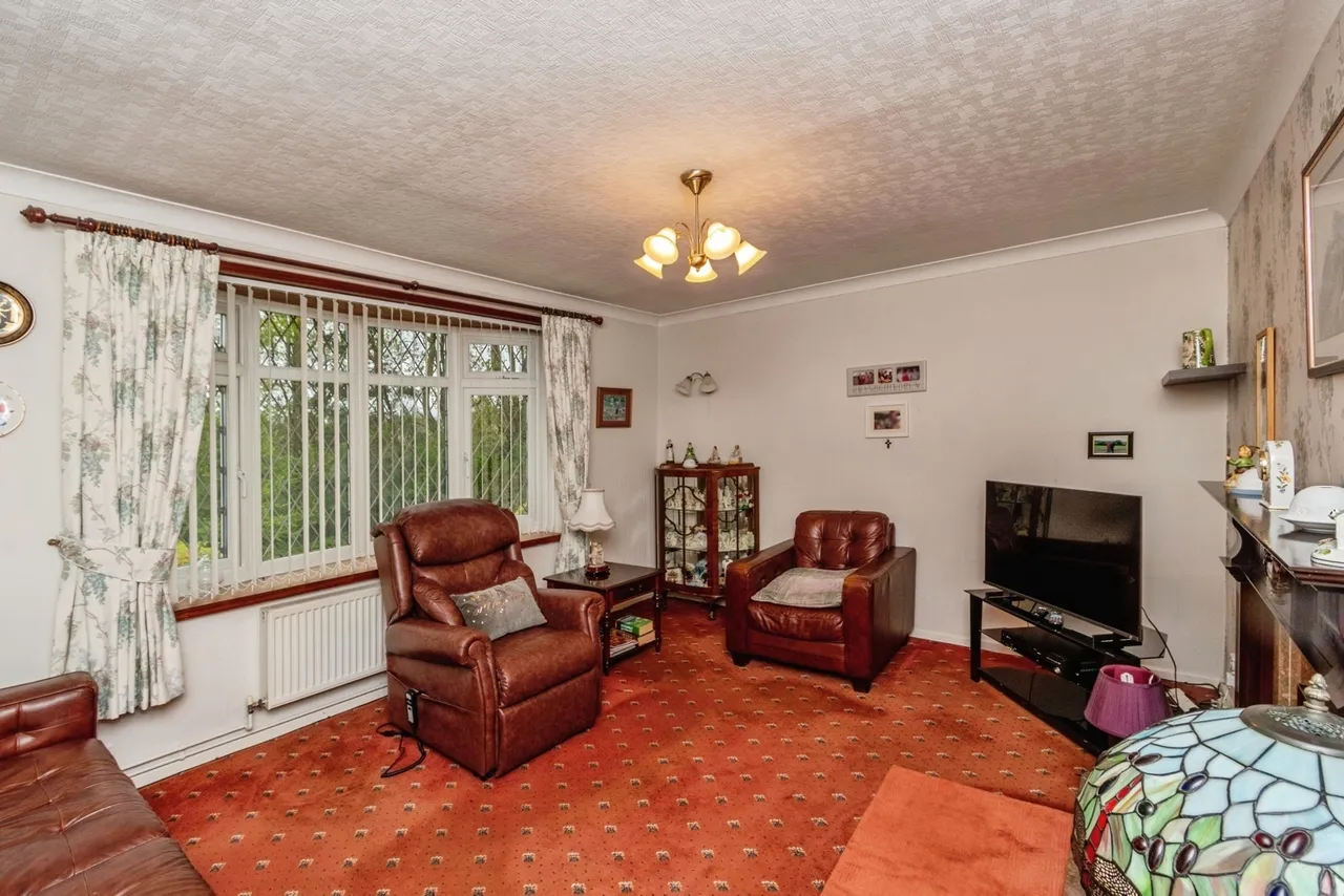 Kingfisher Drive, Hednesford, Cannock, WS12, photo 2
