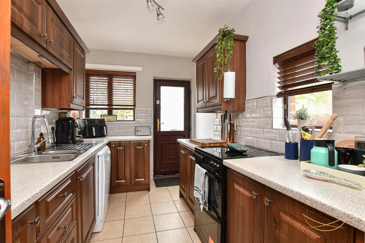 Mountainview Parade, Belfast, BT14 7GY, photo 11